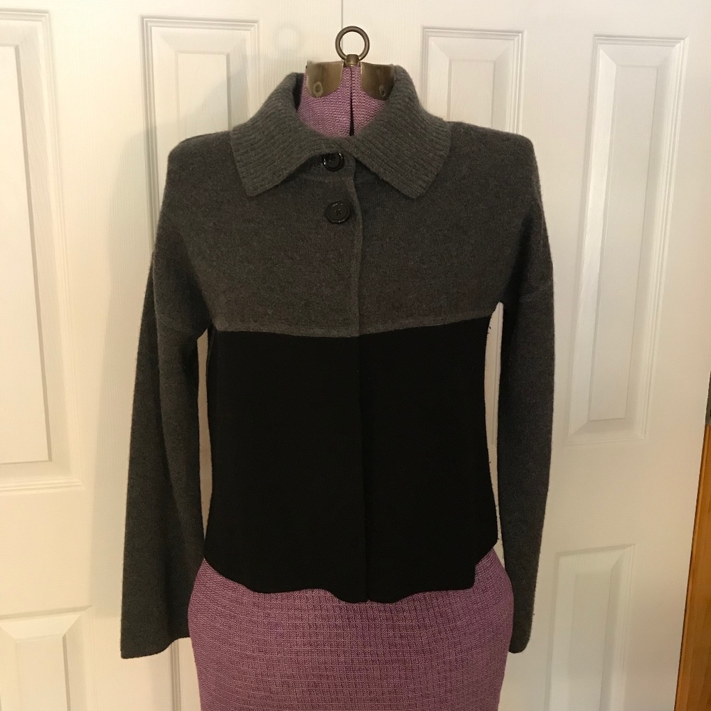 Sutton Cashmere Grey/Black Sweater Jacket